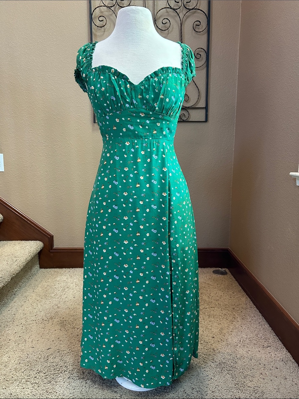 Like New ASTR the label dress